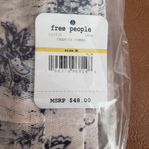 Free People layered in lace leggings chamoix ivory combo size medium new - Picture 3 of 5